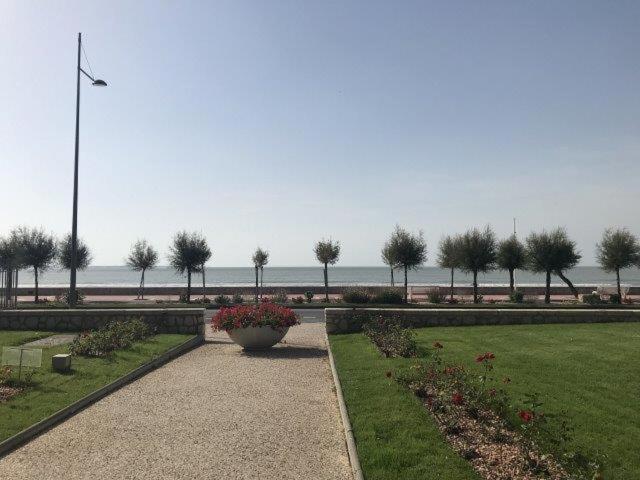 Royan Parc - Appartement - Residence La Grande Hune - Apercu Mer 외부 사진